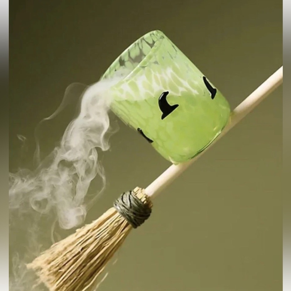 Anthro Green Witch Hat Icon Glass